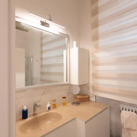 Affittacamere Piazza Del Popolo 3*